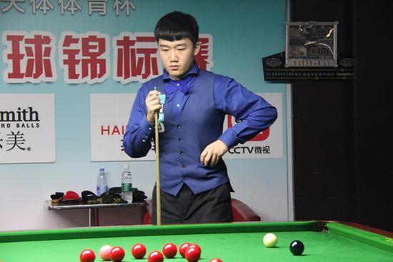 冠赛场上奉 冠赛场上奉