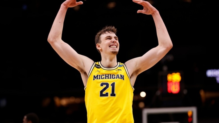 也证明了她 也证明了她